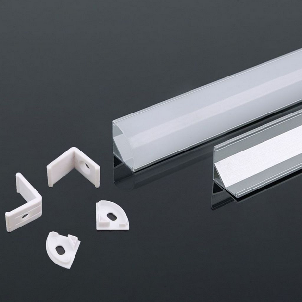 Profilo in Alluminio Angolare Colore Bianco per Strip LED 2 mt sku 3369